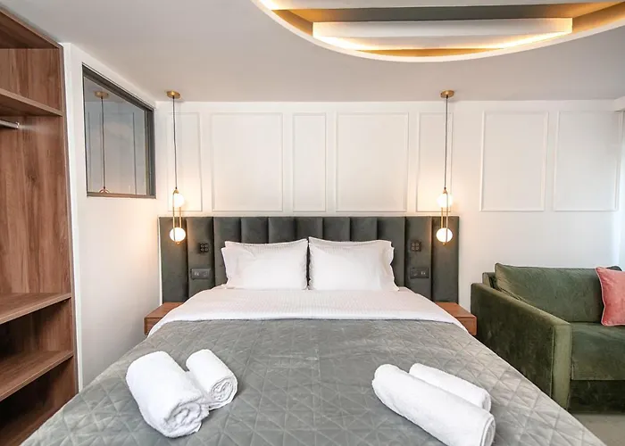 Kantoni Luxury Suites