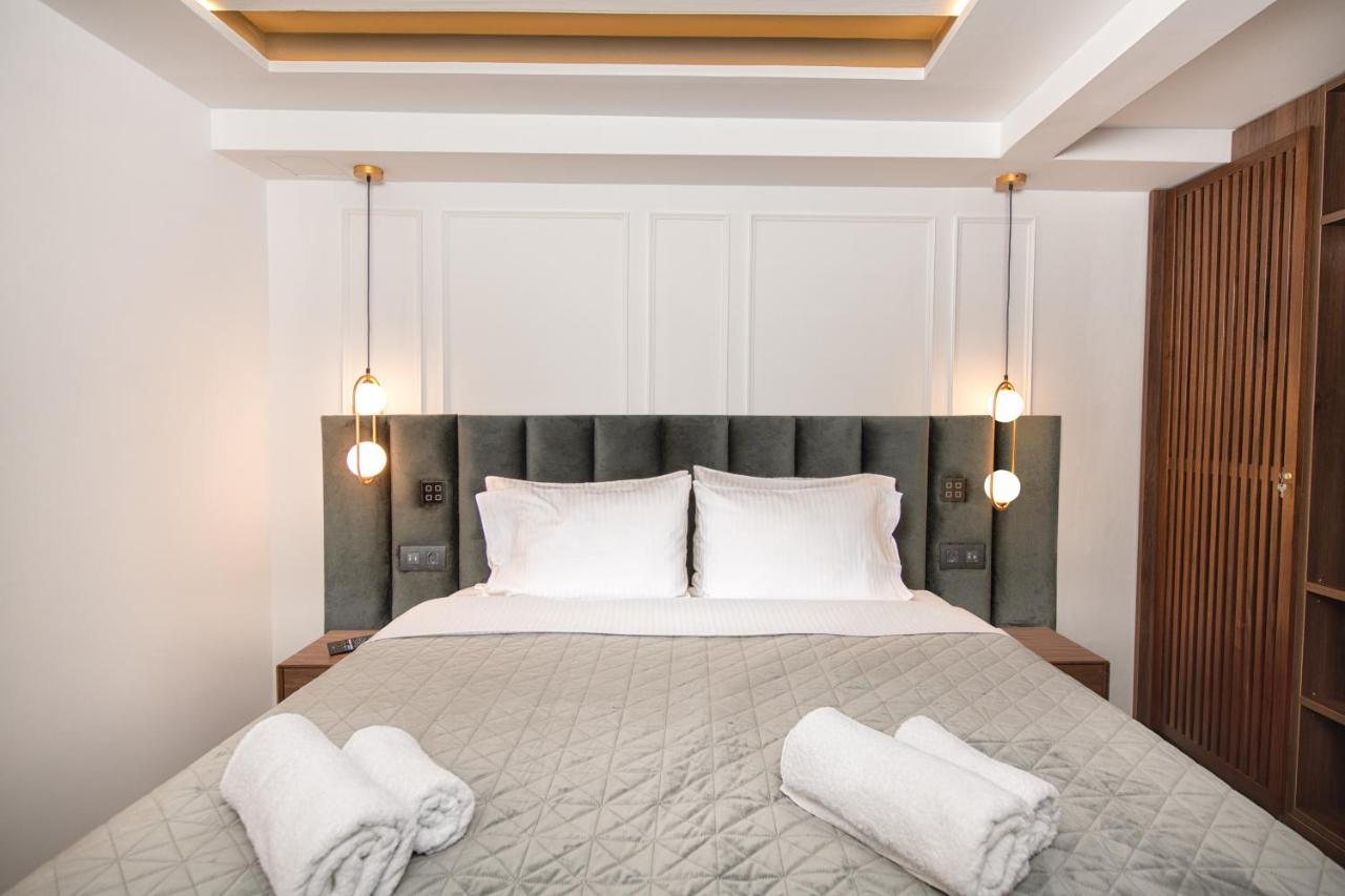 Kantoni Luxury Corfu (city)